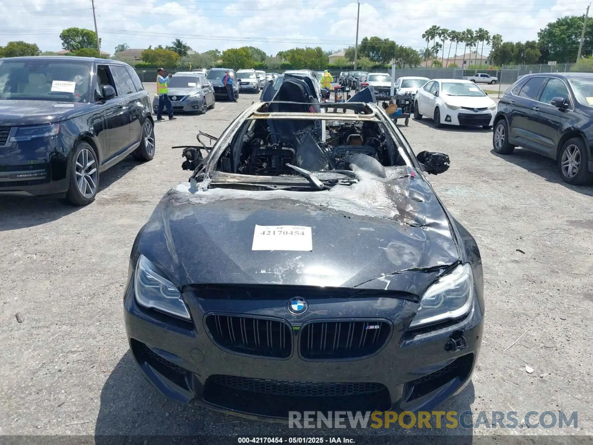 6 Photograph of a damaged car WBS6E9C59KG808373 BMW M6 GRAN COUPE 2019