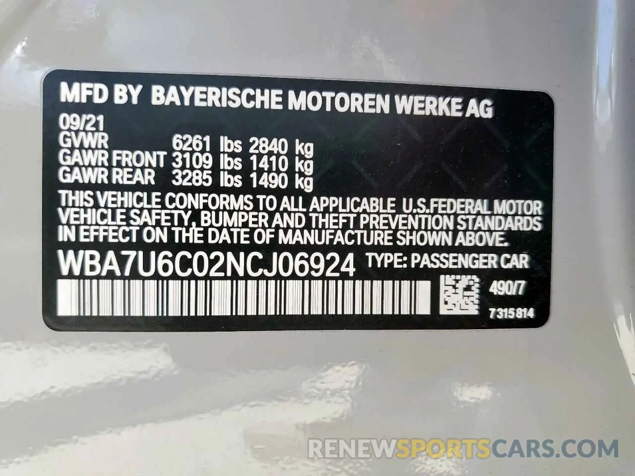13 Photograph of a damaged car WBA7U6C02NCJ06924 BMW M7 2022