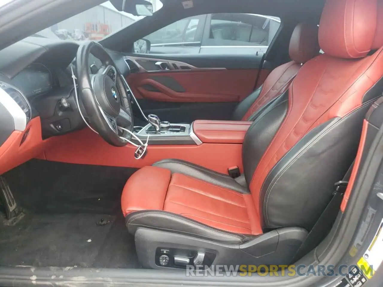 7 Photograph of a damaged car WBABC4C51KBU96543 BMW M8 2019