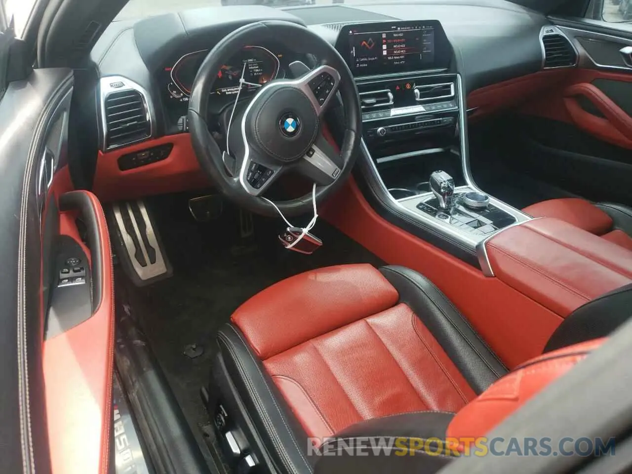 8 Photograph of a damaged car WBABC4C51KBU96543 BMW M8 2019