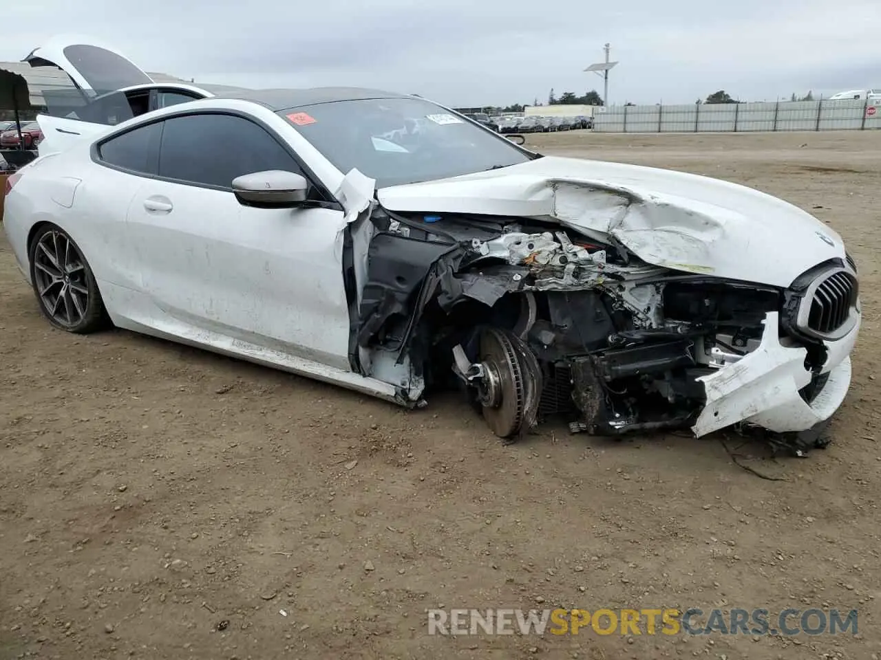 4 Photograph of a damaged car WBABC4C54KBJ35615 BMW M8 2019