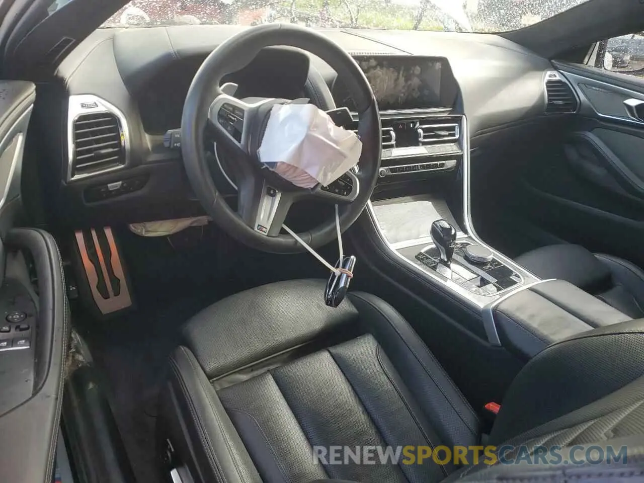 8 Photograph of a damaged car WBABC4C54KBJ35758 BMW M8 2019