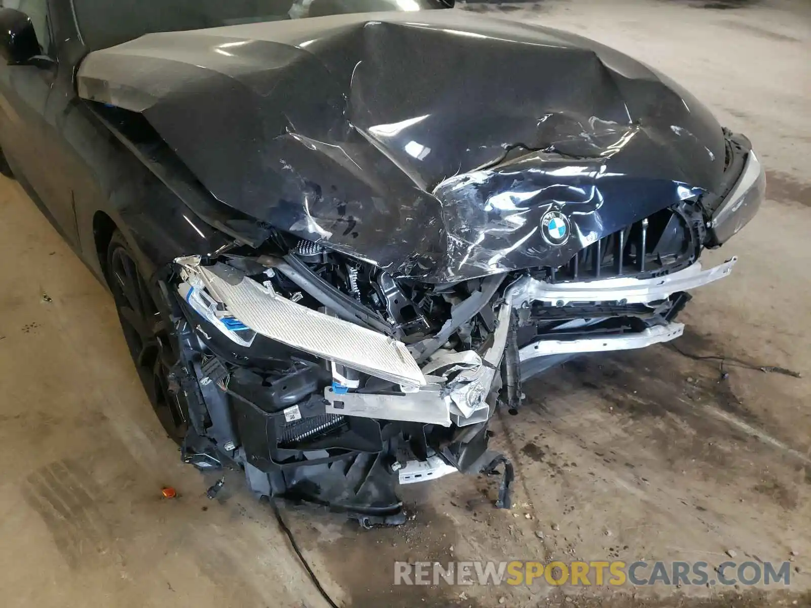 9 Photograph of a damaged car WBABC4C55KBU95377 BMW M8 2019