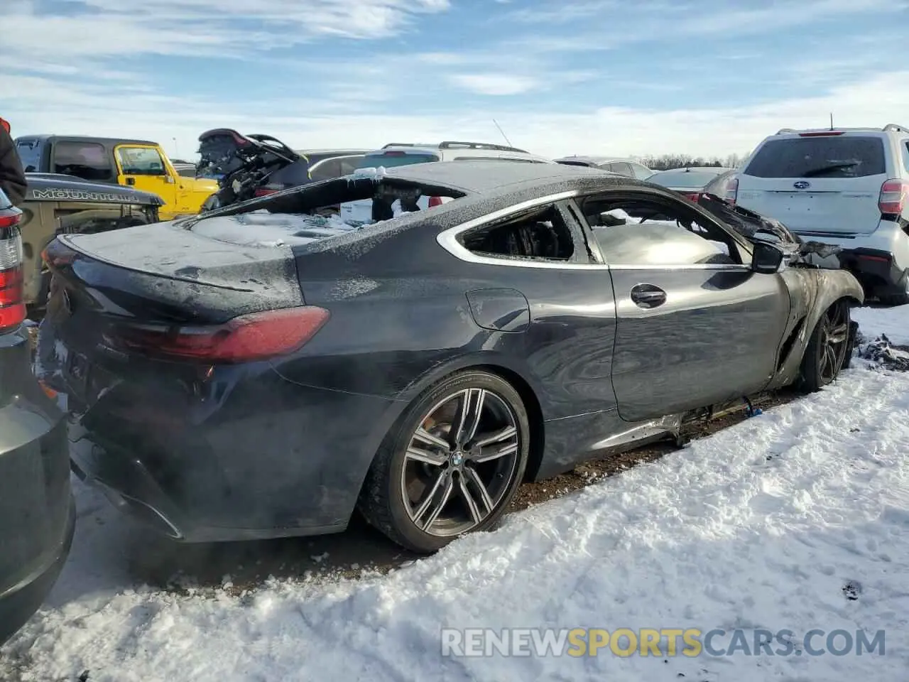 3 Photograph of a damaged car WBABC4C57KBJ35799 BMW M8 2019