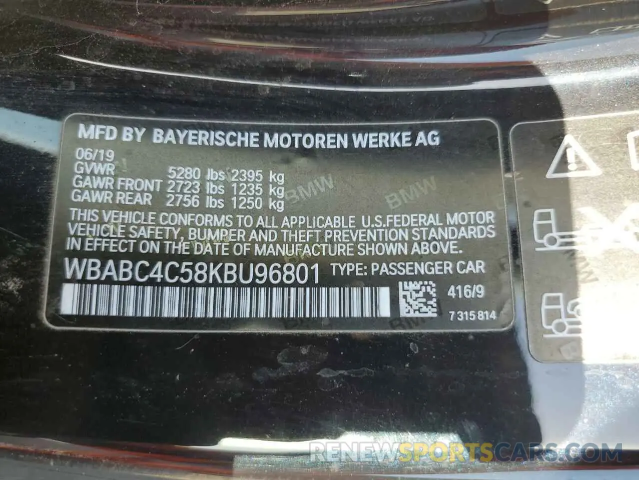 12 Photograph of a damaged car WBABC4C58KBU96801 BMW M8 2019