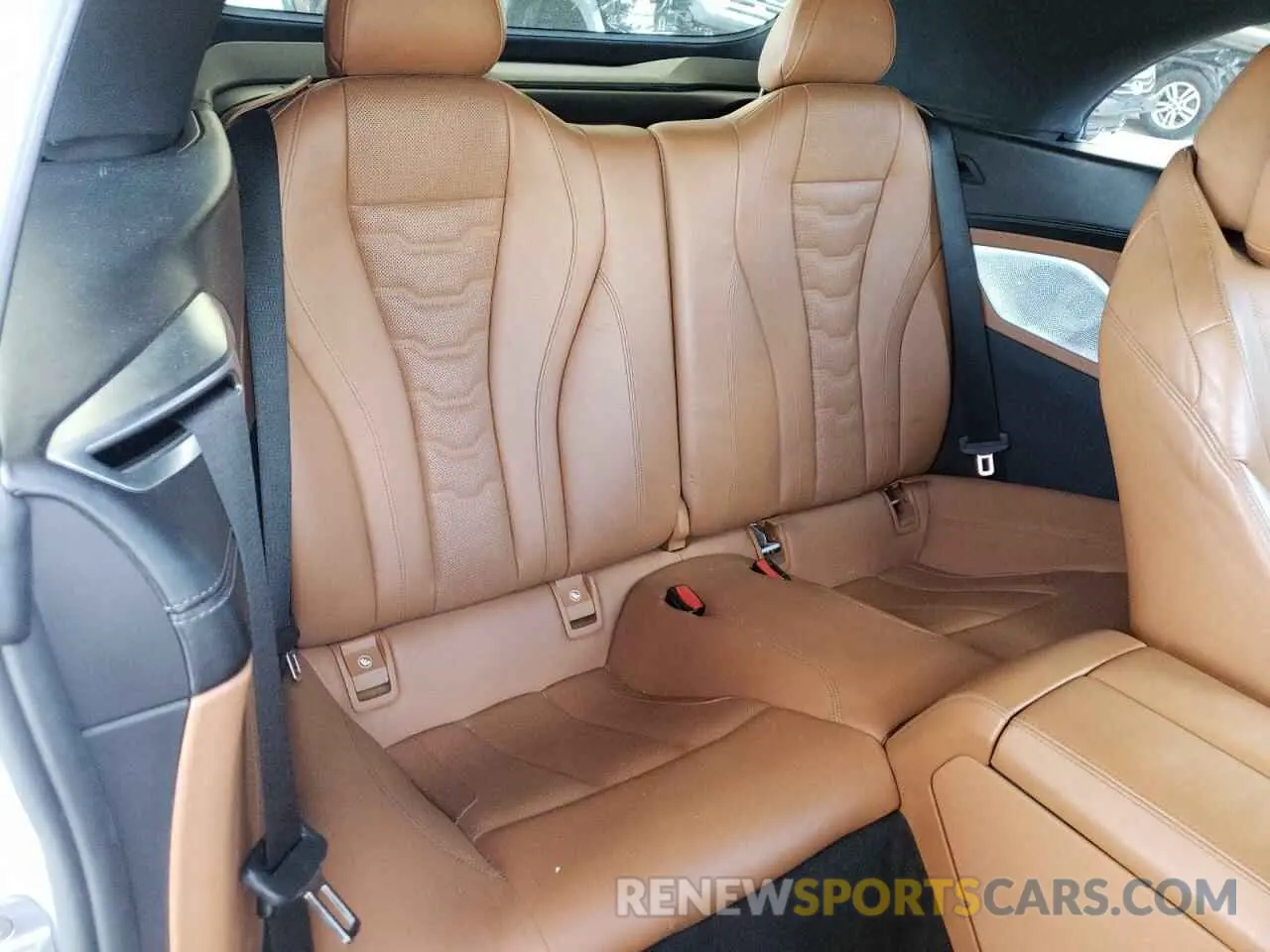 6 Photograph of a damaged car WBAFY4C50KBX29573 BMW M8 2019