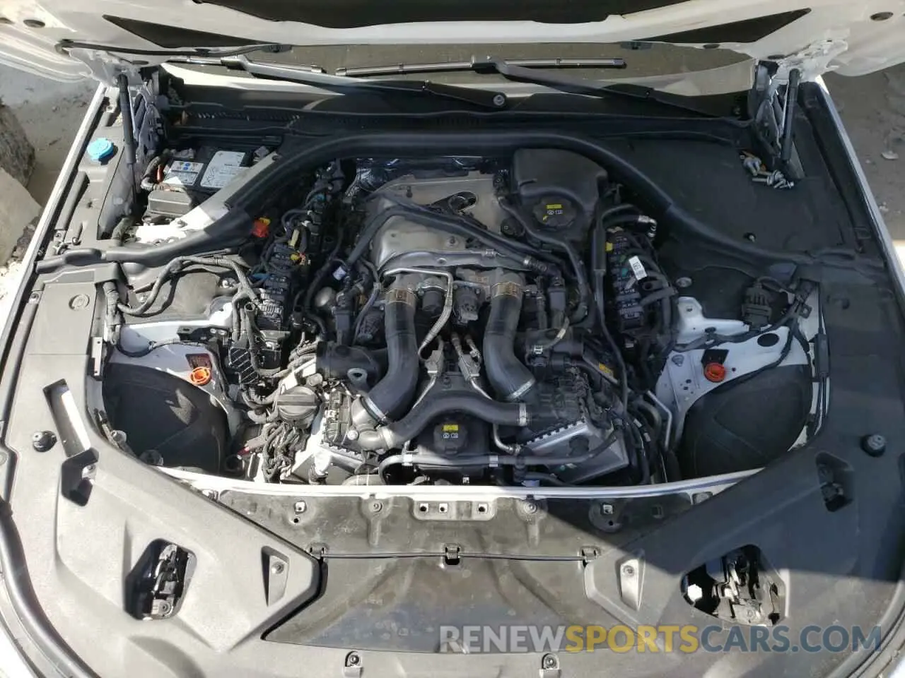 7 Photograph of a damaged car WBAFY4C50KBX29573 BMW M8 2019