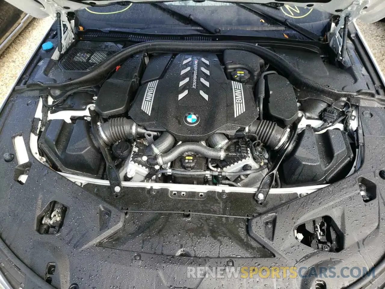 7 Photograph of a damaged car WBAFY4C55KBX38852 BMW M8 2019