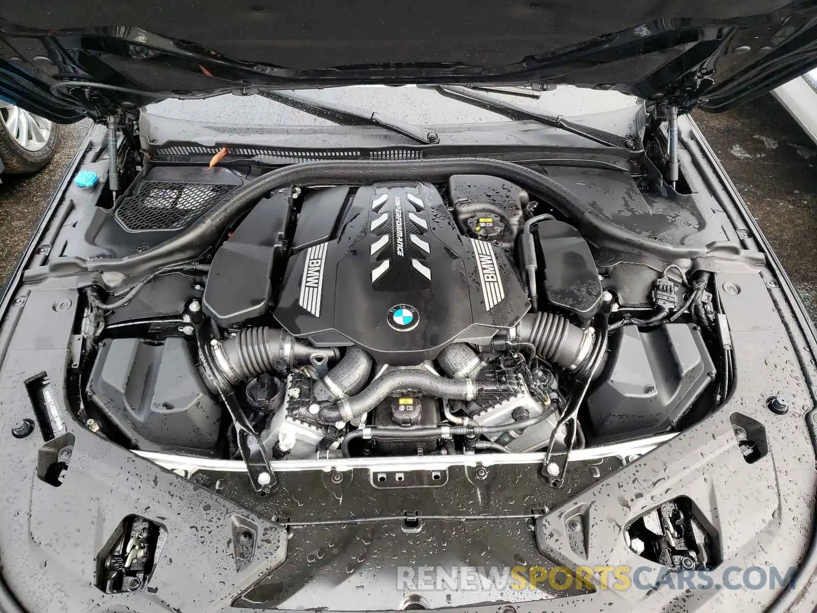 7 Photograph of a damaged car WBAFY4C56KBX39556 BMW M8 2019