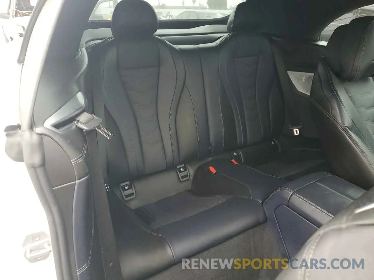 10 Photograph of a damaged car WBAFY4C57KBX38867 BMW M8 2019