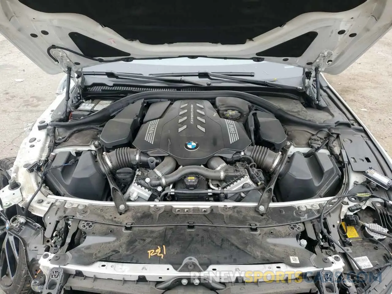 11 Photograph of a damaged car WBAFY4C57KBX38867 BMW M8 2019