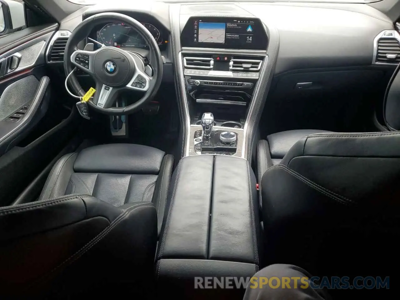 8 Photograph of a damaged car WBAFY4C57KBX38867 BMW M8 2019