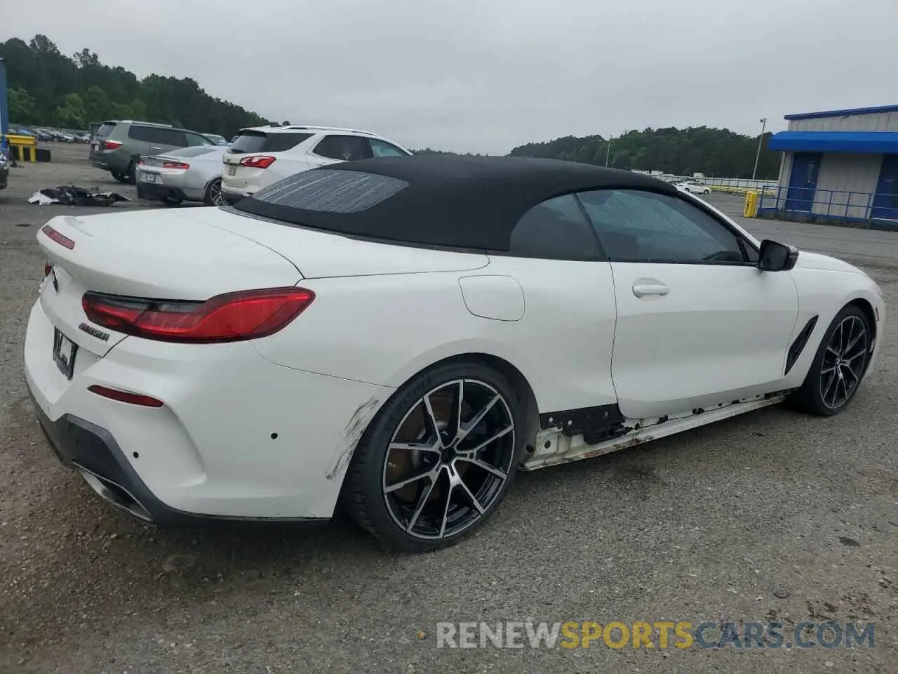 3 Photograph of a damaged car WBAFY4C59KBX29880 BMW M8 2019