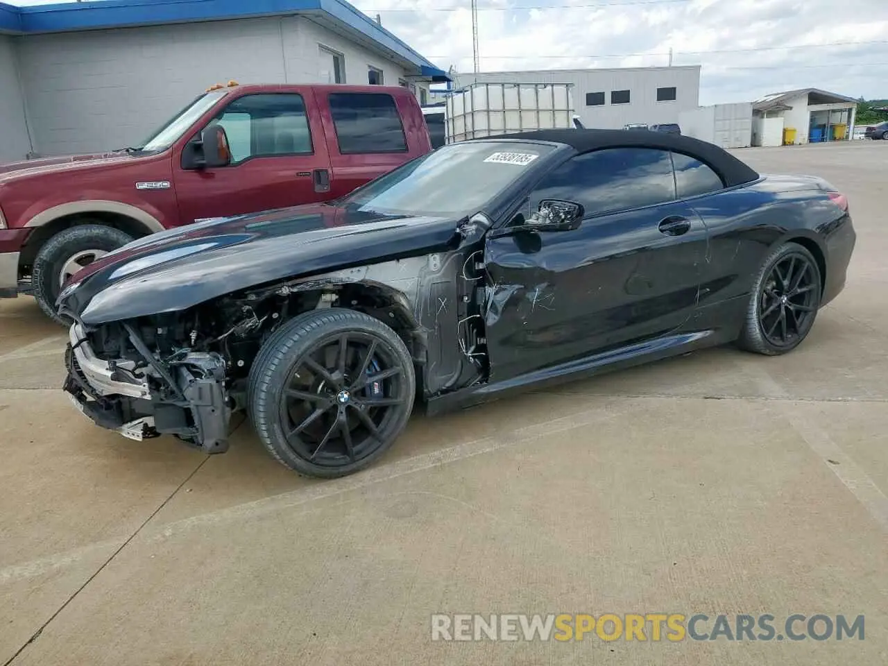 1 Photograph of a damaged car WBAFY4C5XKBX29810 BMW M8 2019
