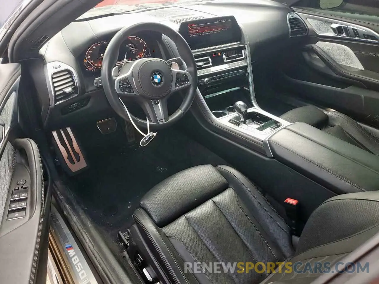 8 Photograph of a damaged car WBAFY4C5XKBX29810 BMW M8 2019