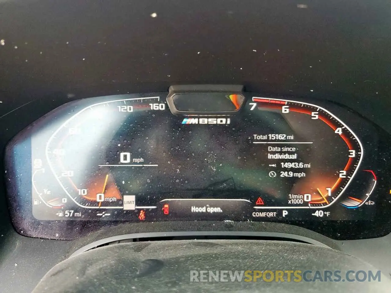 9 Photograph of a damaged car WBAFY4C5XKBX29810 BMW M8 2019