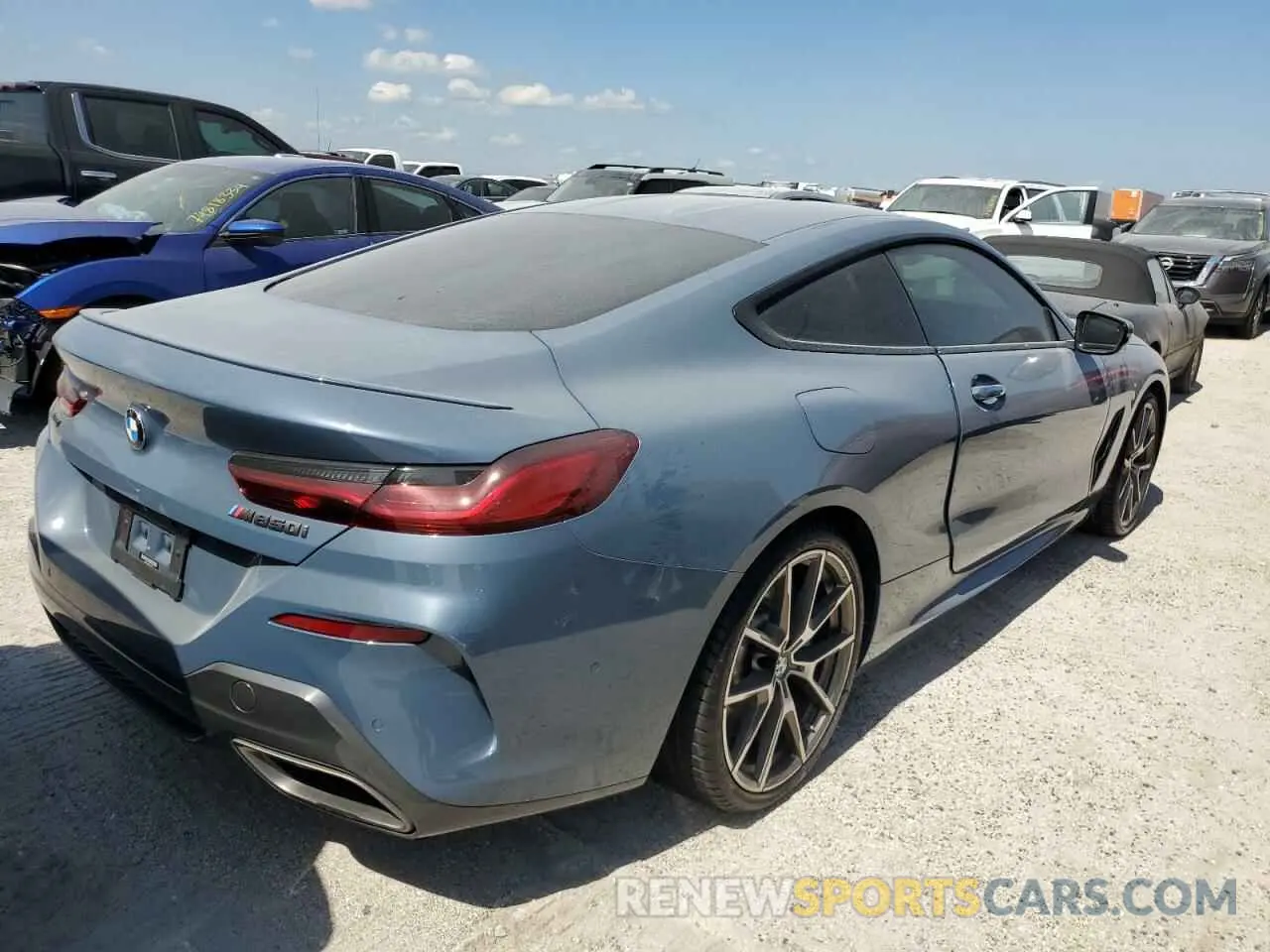 3 Photograph of a damaged car WBABC4C06LCE05155 BMW M8 2020