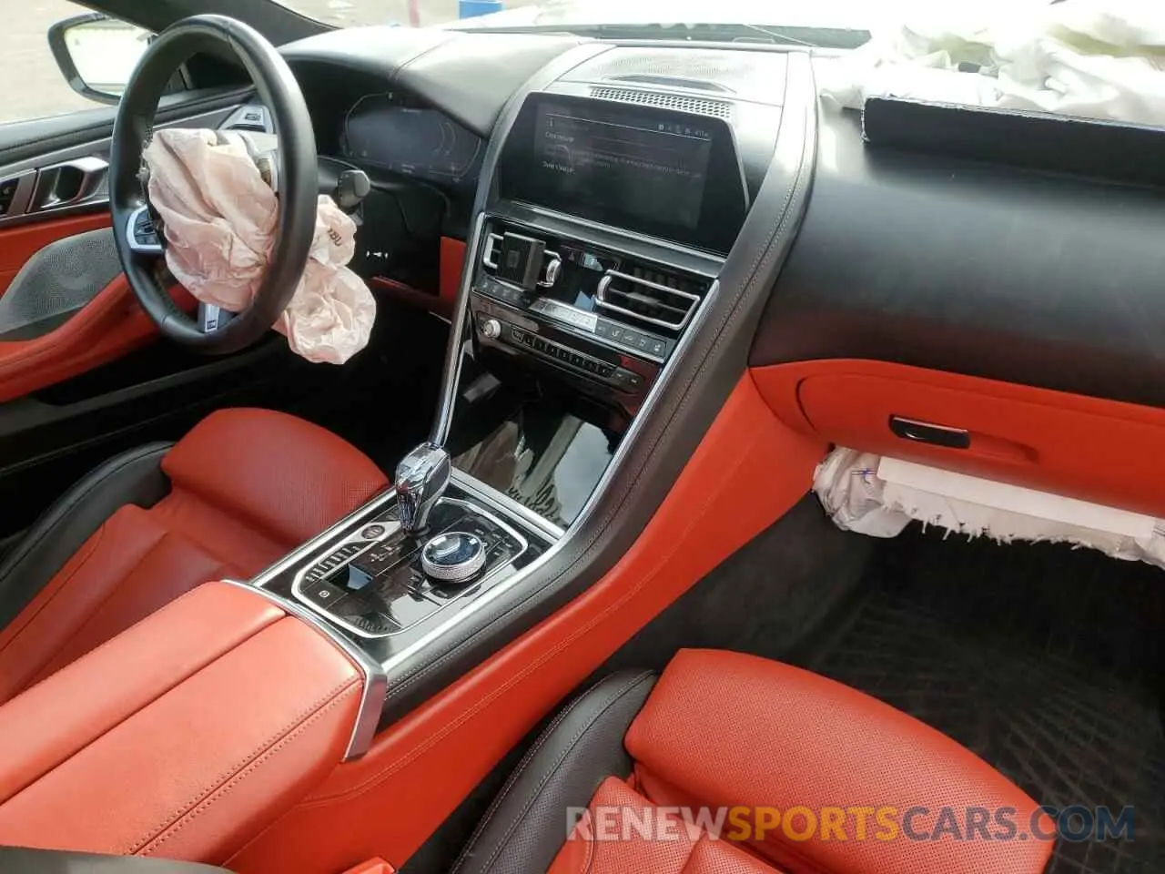 8 Photograph of a damaged car WBABC4C09LCE07496 BMW M8 2020