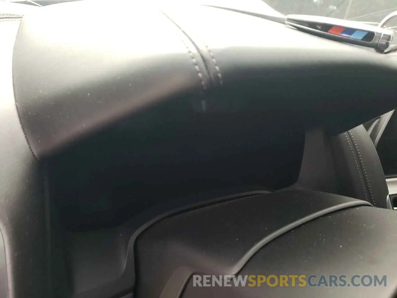 9 Photograph of a damaged car WBAGV8C03LBP48760 BMW M8 2020