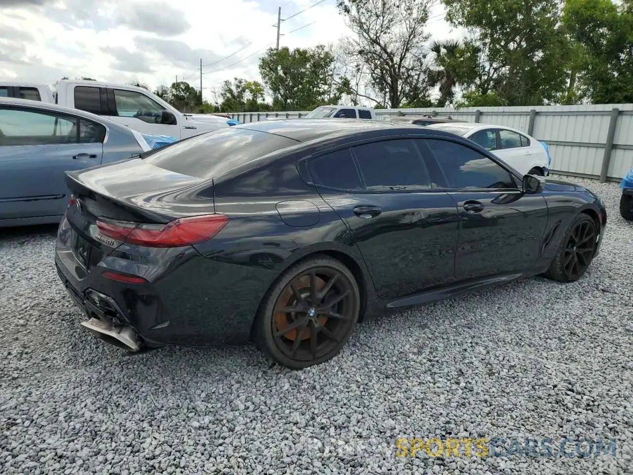 3 Photograph of a damaged car WBAGV8C06LBP48901 BMW M8 2020