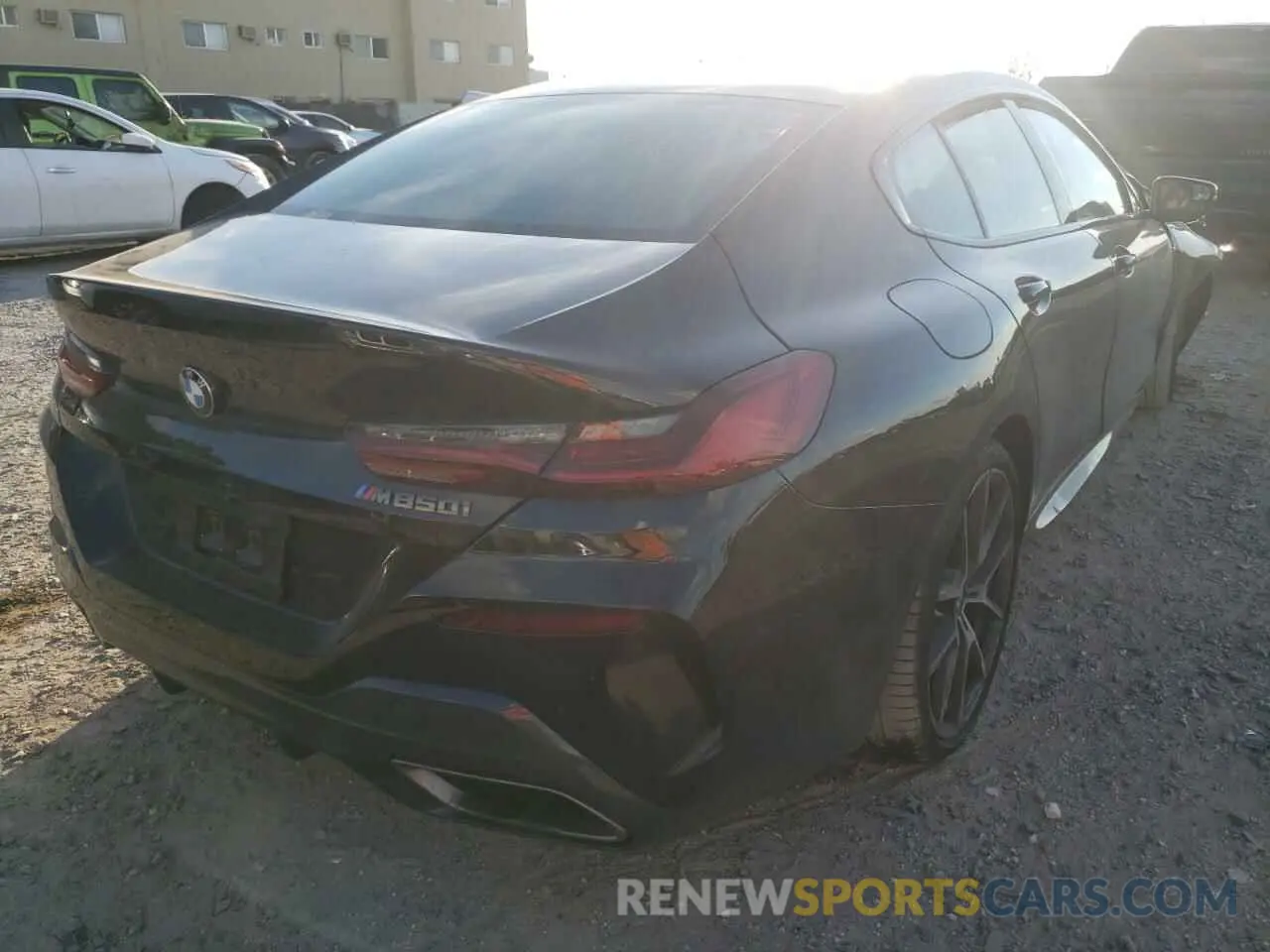 4 Photograph of a damaged car WBAGV8C09LBP48715 BMW M8 2020