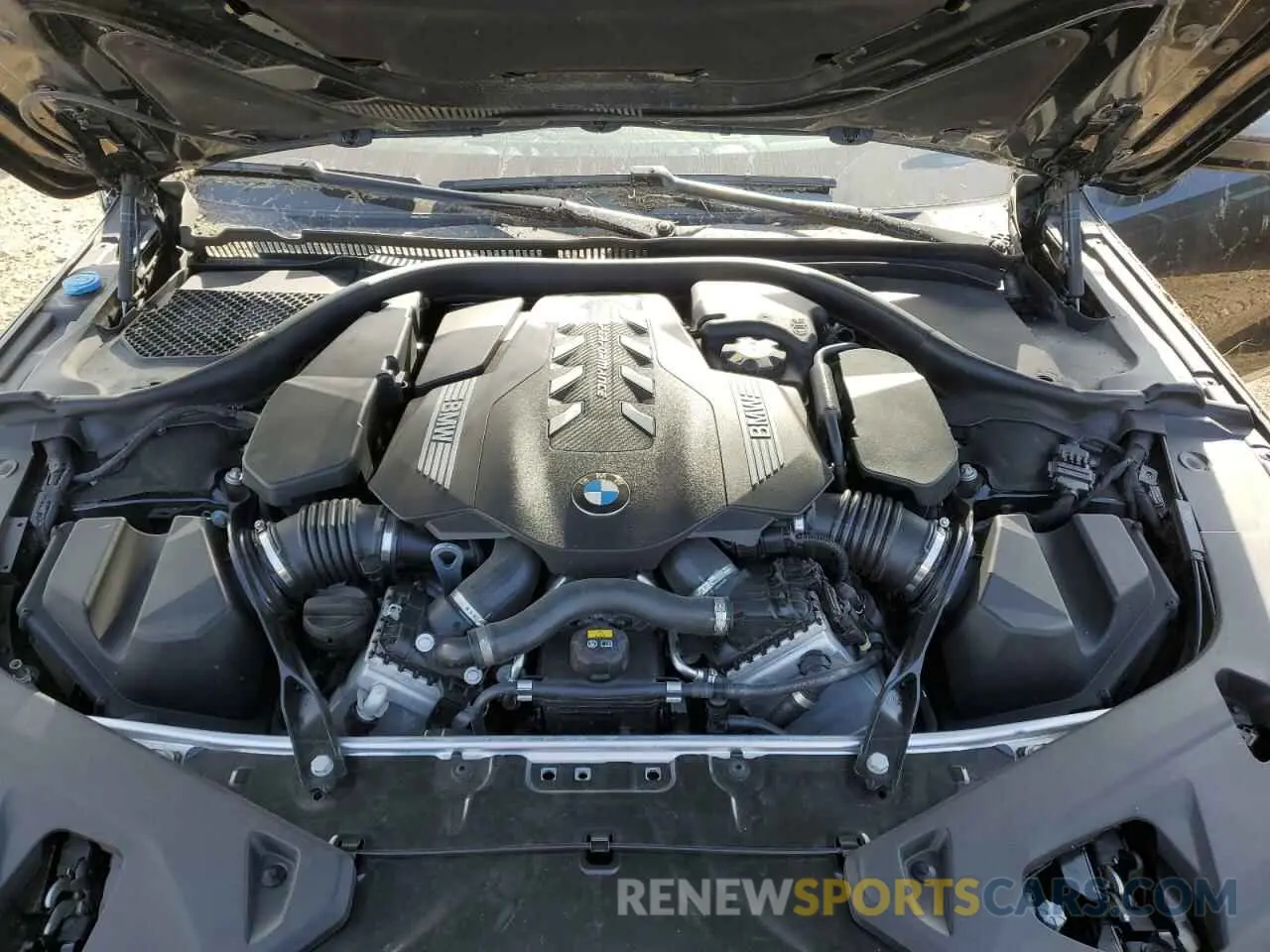 11 Photograph of a damaged car WBAGV8C09LCD82171 BMW M8 2020