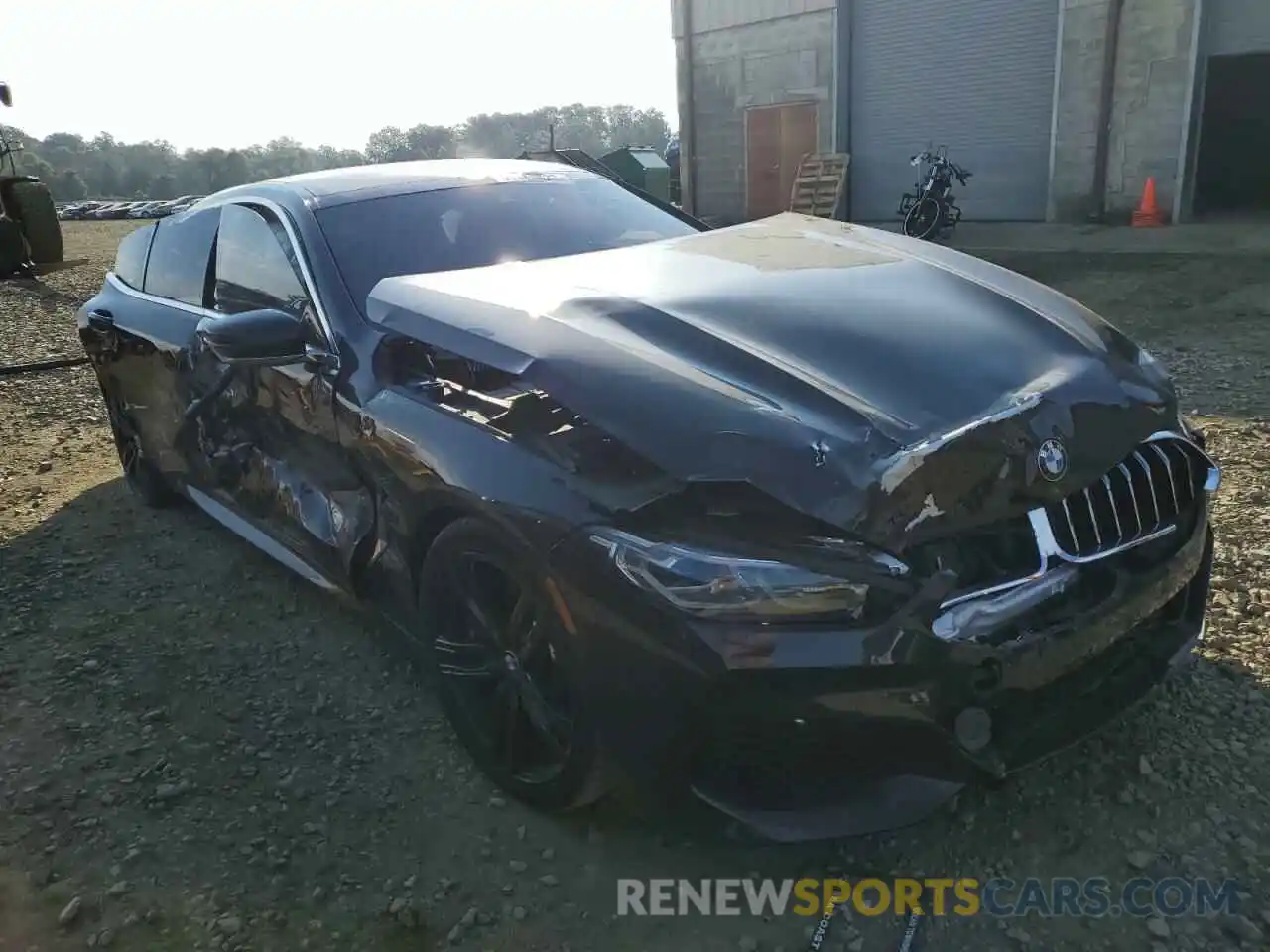 1 Photograph of a damaged car WBAGV8C09LCE52607 BMW M8 2020