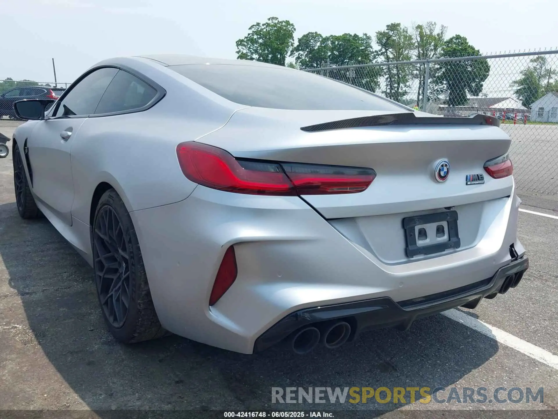 3 Photograph of a damaged car WBSAE0C00LBM08498 BMW M8 2020