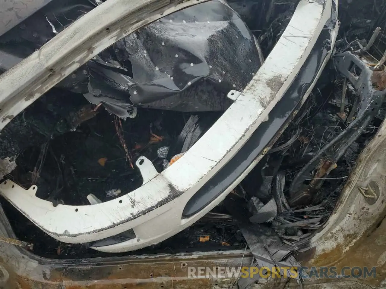 7 Photograph of a damaged car WBSAE0C00LCD68212 BMW M8 2020