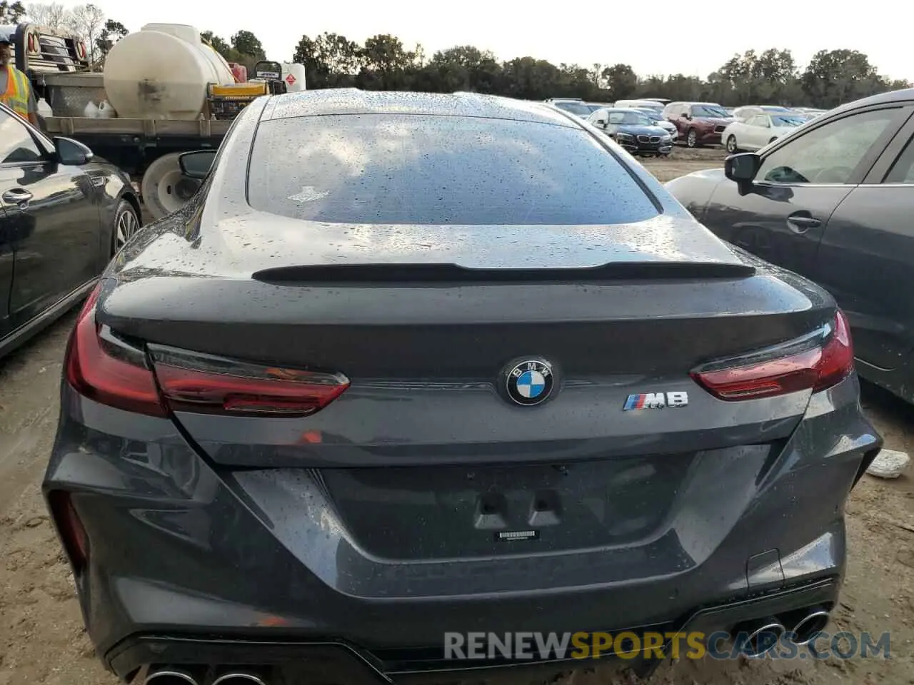 6 Photograph of a damaged car WBSAE0C03LCD82167 BMW M8 2020