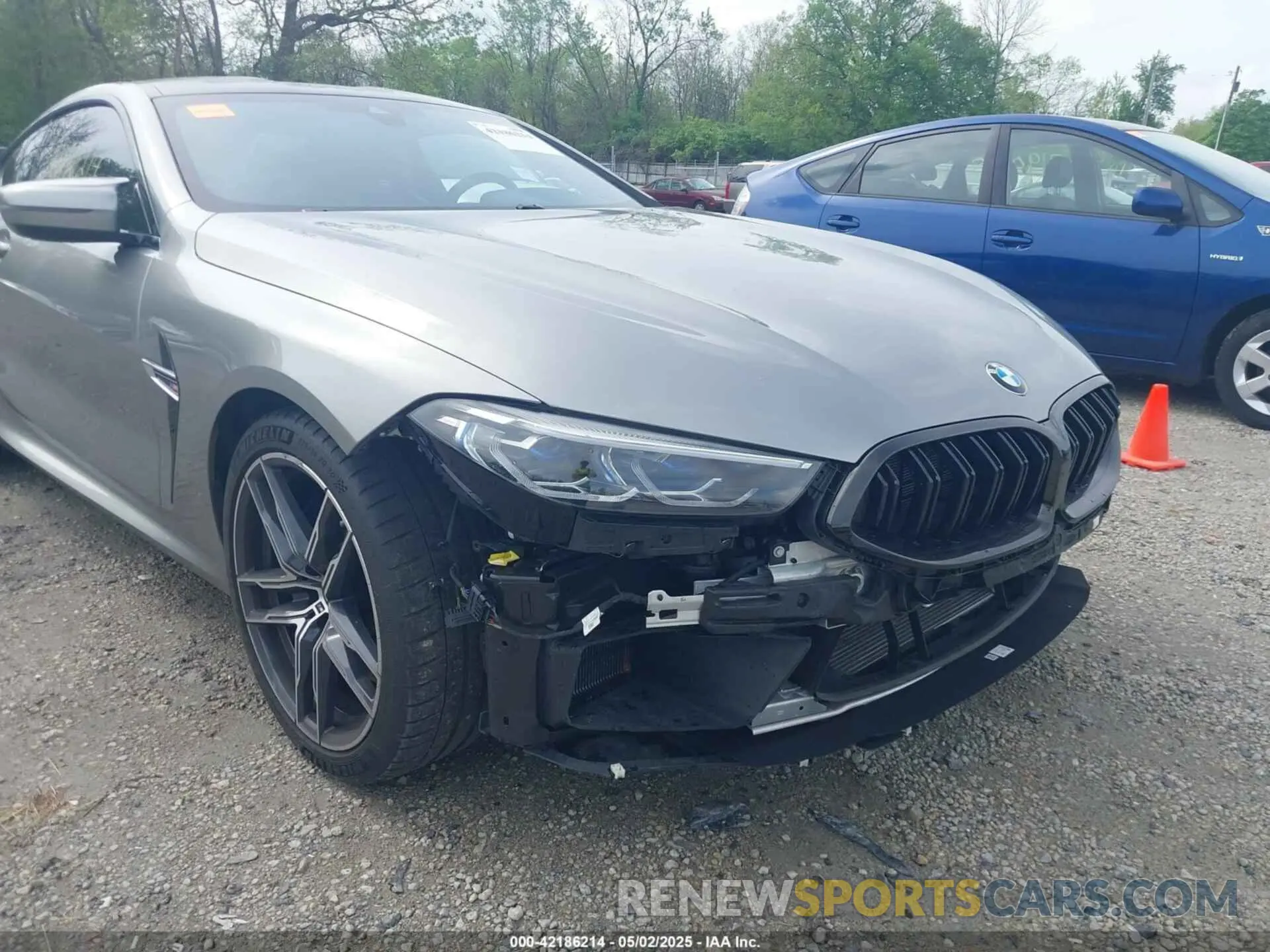 20 Photograph of a damaged car WBSAE0C04LCD82226 BMW M8 2020