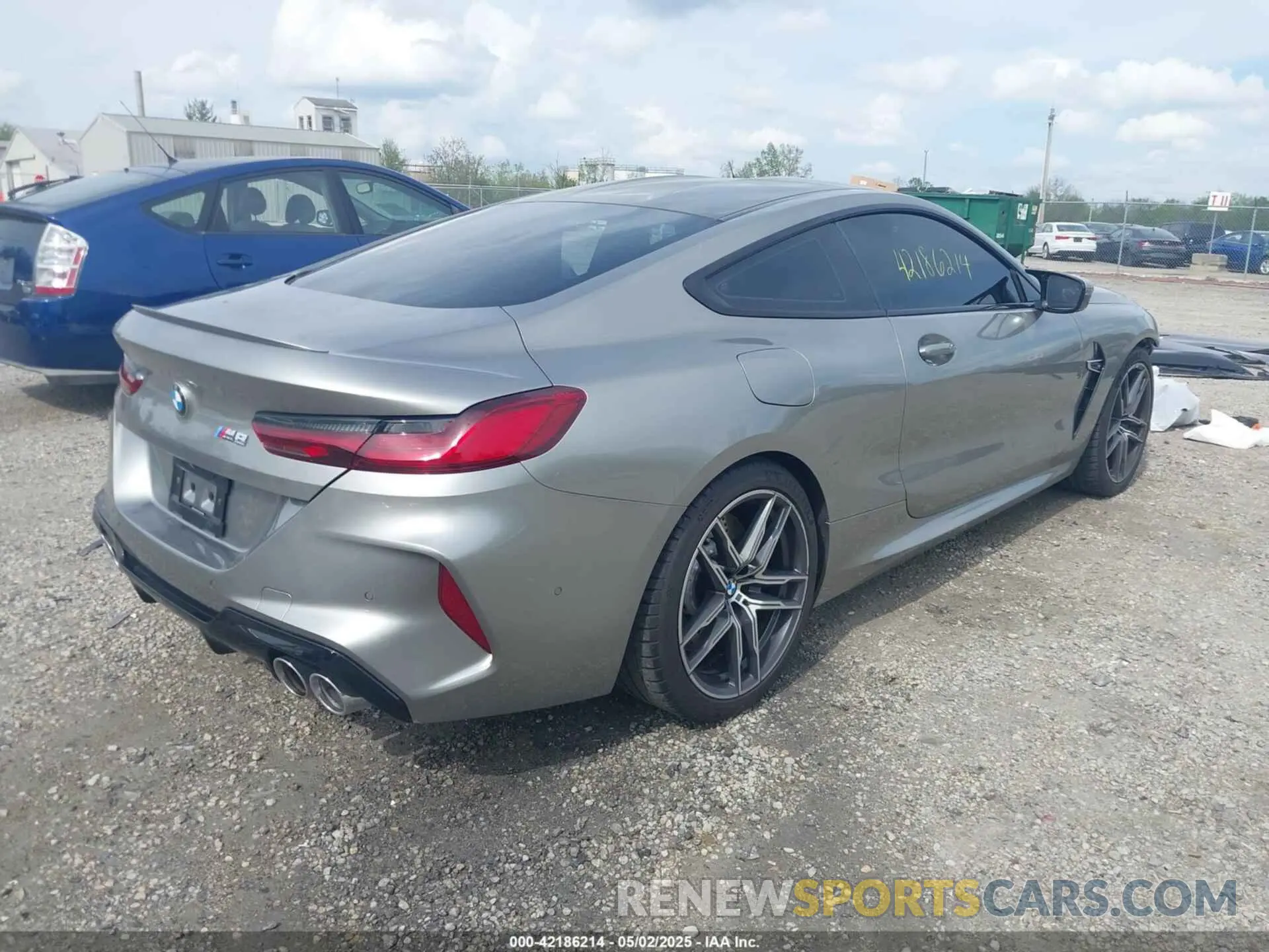 4 Photograph of a damaged car WBSAE0C04LCD82226 BMW M8 2020
