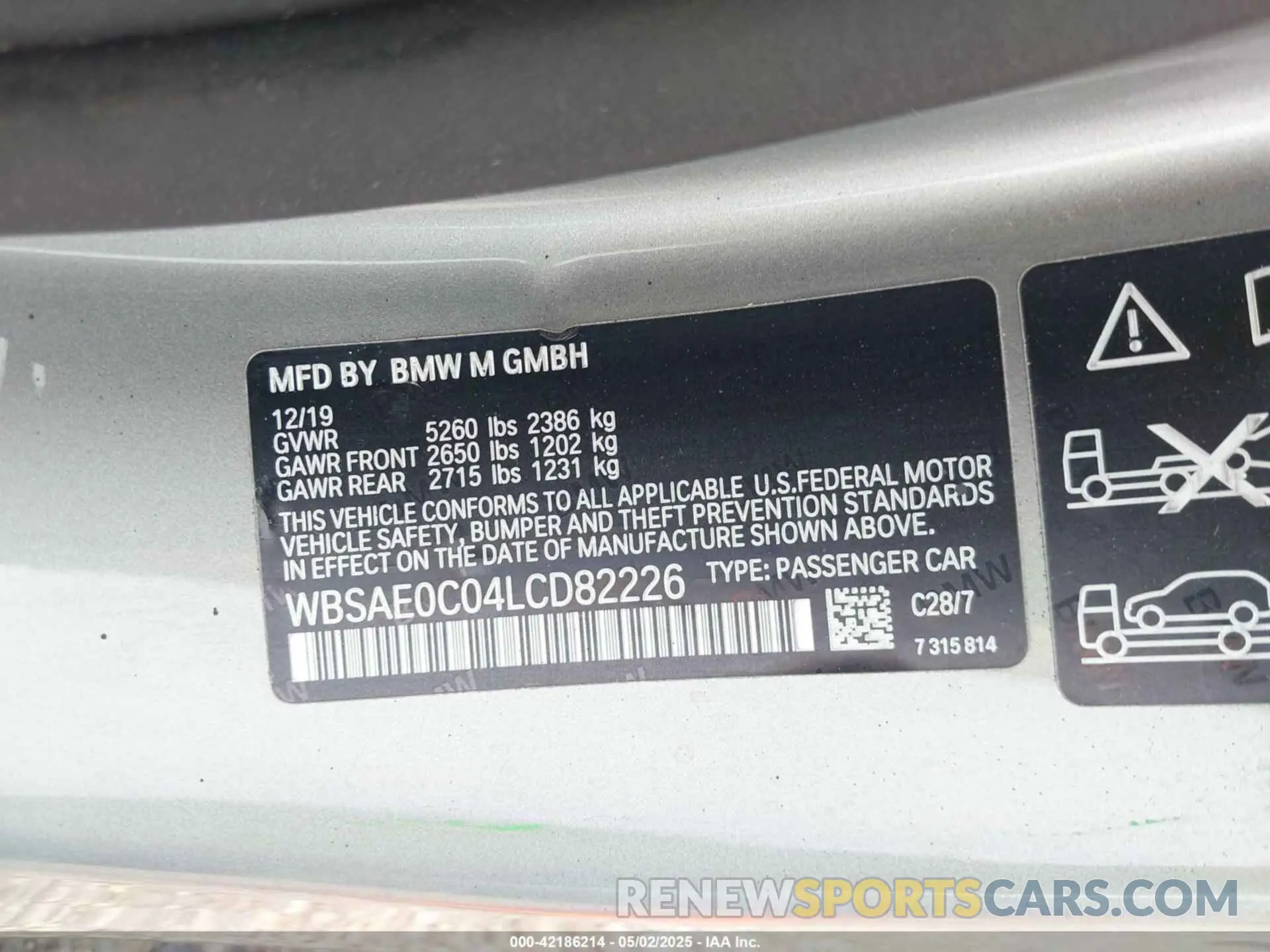 9 Photograph of a damaged car WBSAE0C04LCD82226 BMW M8 2020