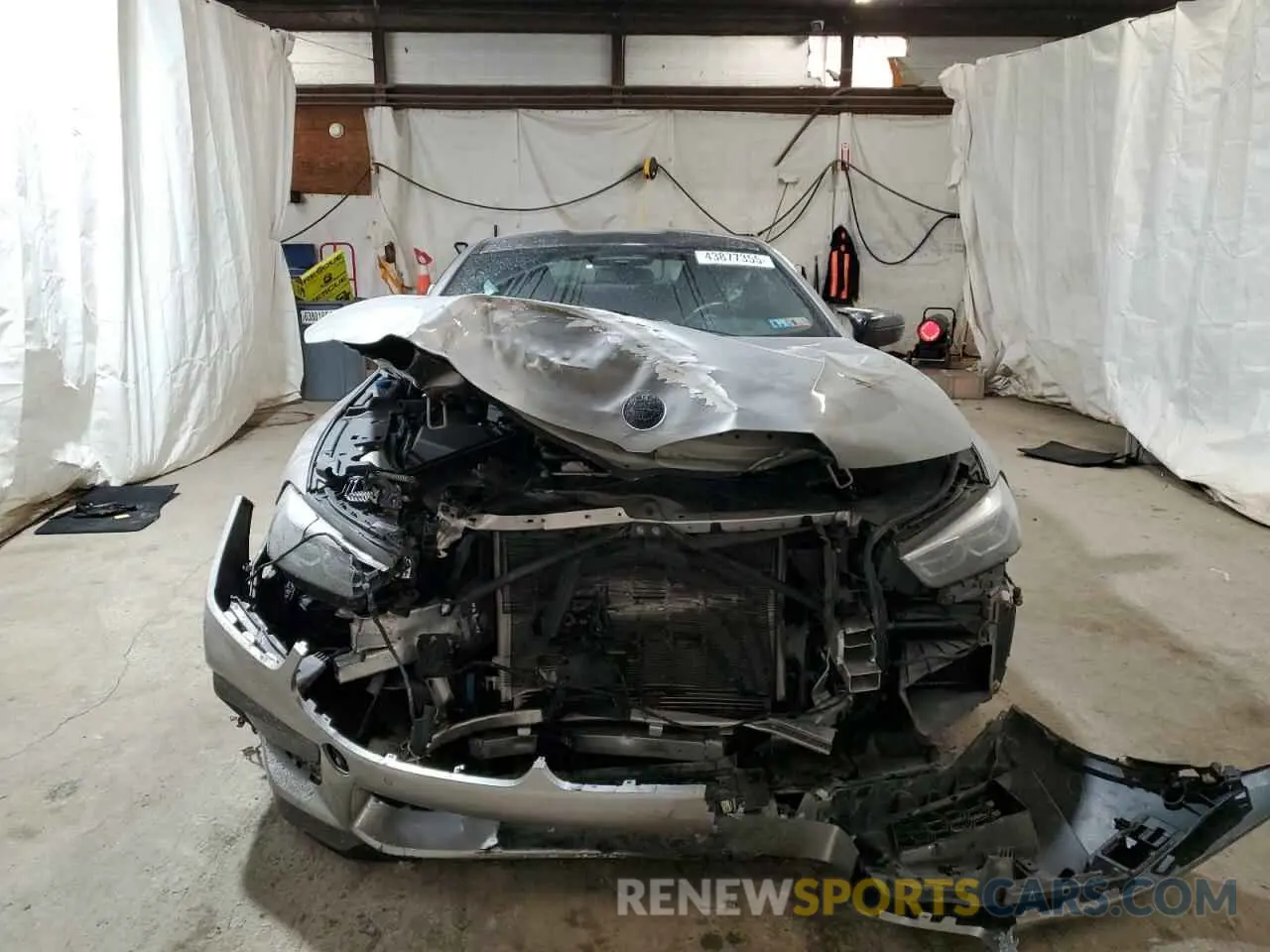 5 Photograph of a damaged car WBSAE0C05LCD49641 BMW M8 2020