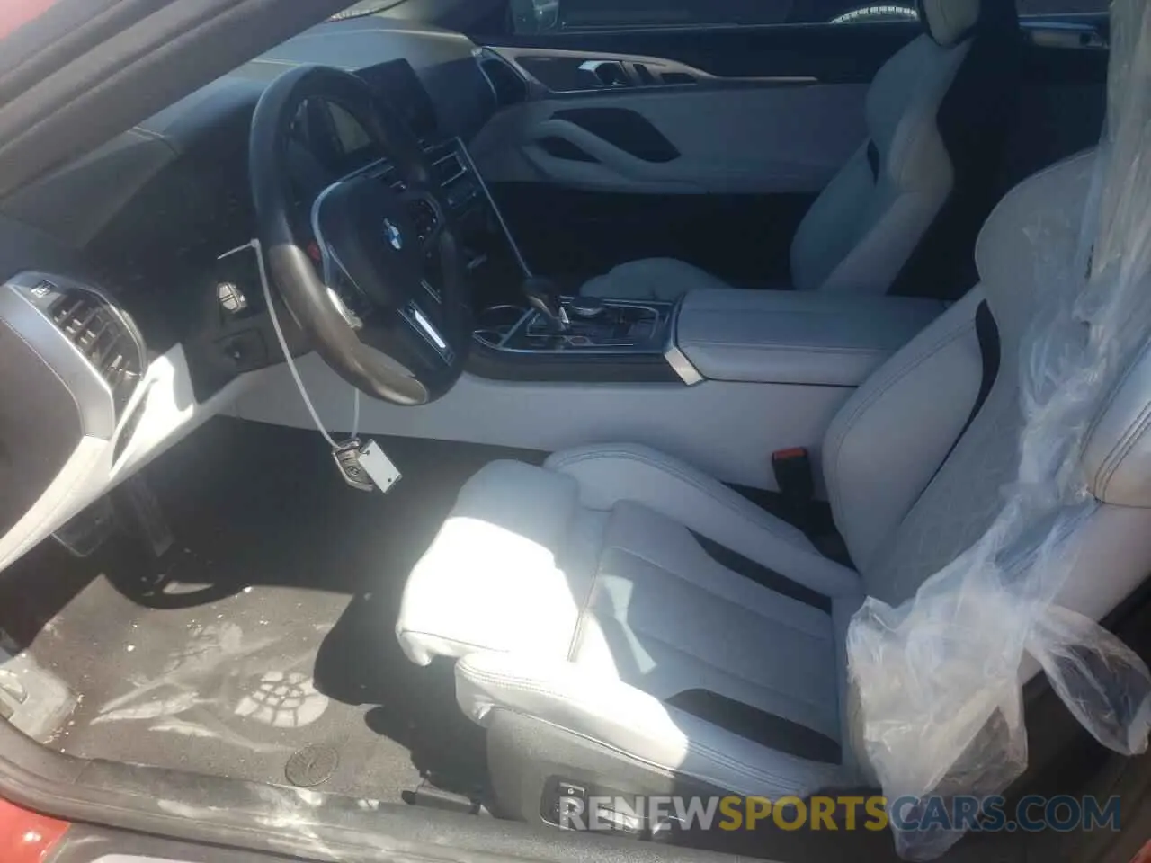 7 Photograph of a damaged car WBSDZ0C01LCD64106 BMW M8 2020