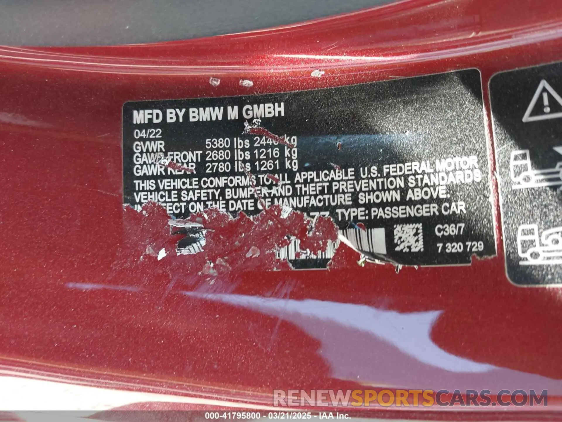 17 Photograph of a damaged car WBSDZ0C07LBM09505 BMW M8 2020