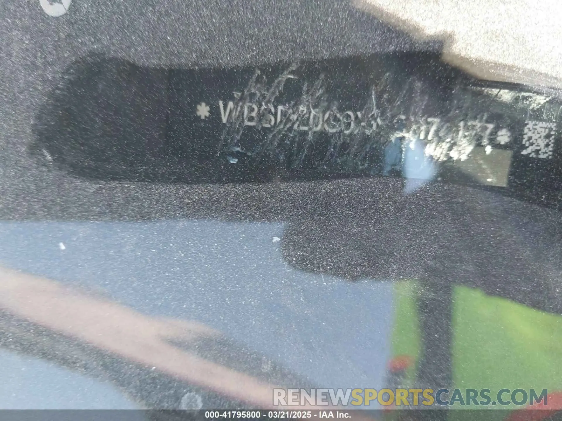 18 Photograph of a damaged car WBSDZ0C07LBM09505 BMW M8 2020
