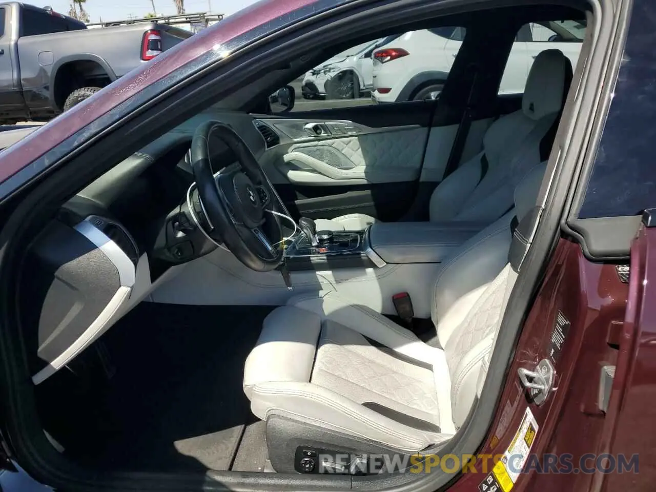 7 Photograph of a damaged car WBSGV0C01LBT81631 BMW M8 2020