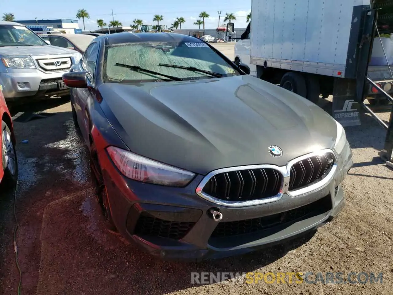 1 Photograph of a damaged car WBSGV0C04LCD87775 BMW M8 2020
