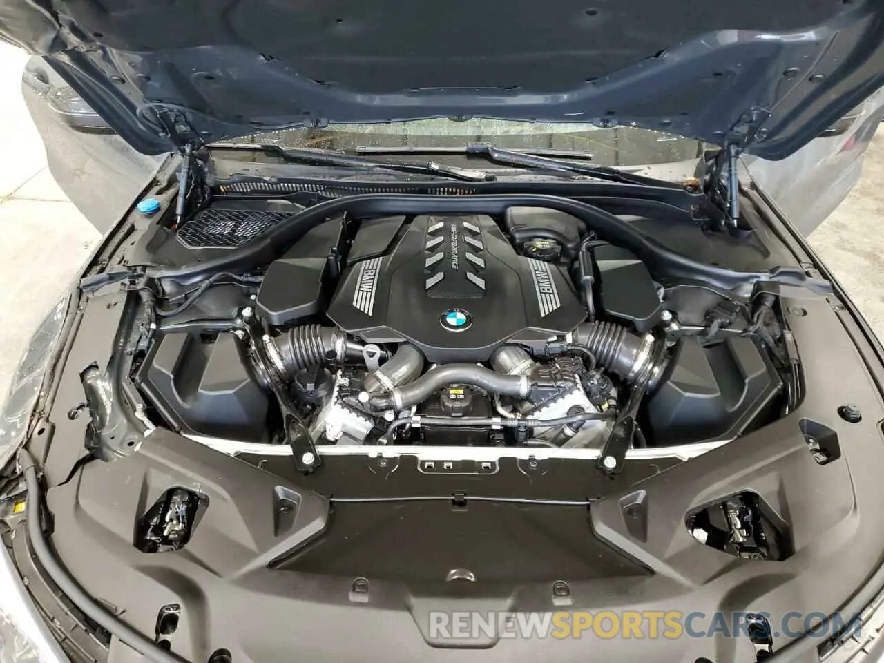 11 Photograph of a damaged car WBABC4C08MCE91845 BMW M8 2021