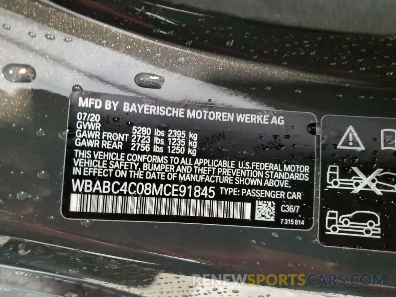 12 Photograph of a damaged car WBABC4C08MCE91845 BMW M8 2021