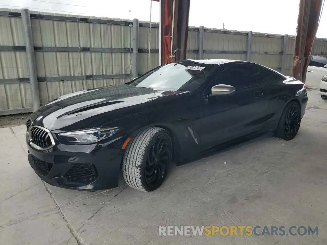 1 Photograph of a damaged car WBABC4C0XMCG35539 BMW M8 2021