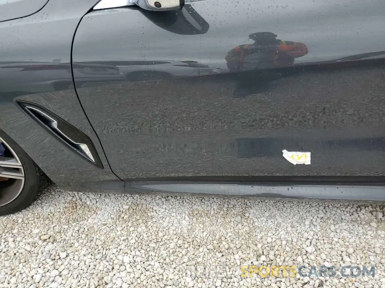 9 Photograph of a damaged car WBAFY4C09MCG48320 BMW M8 2021