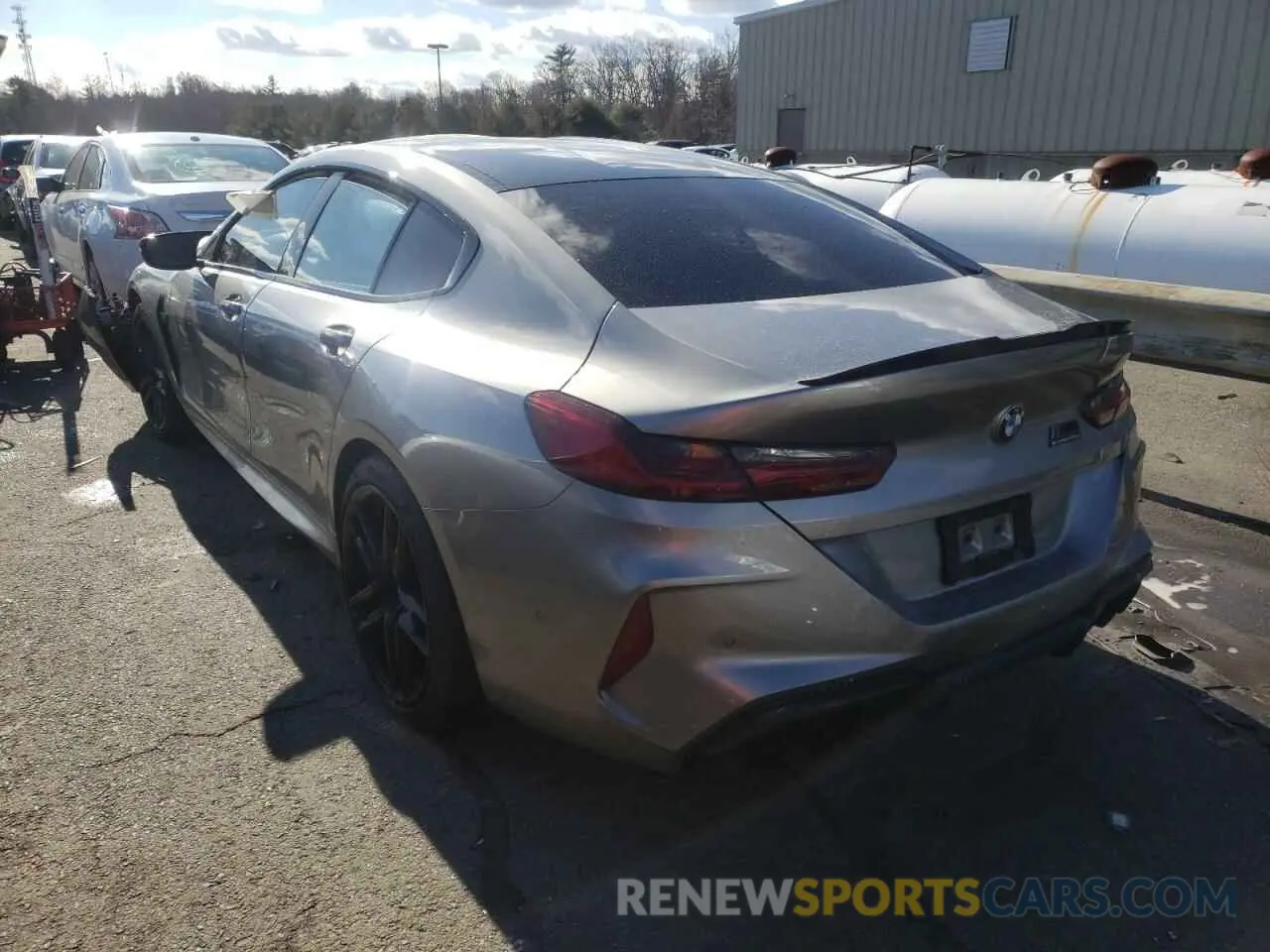 3 Photograph of a damaged car WBSGV0C02MCF63742 BMW M8 2021