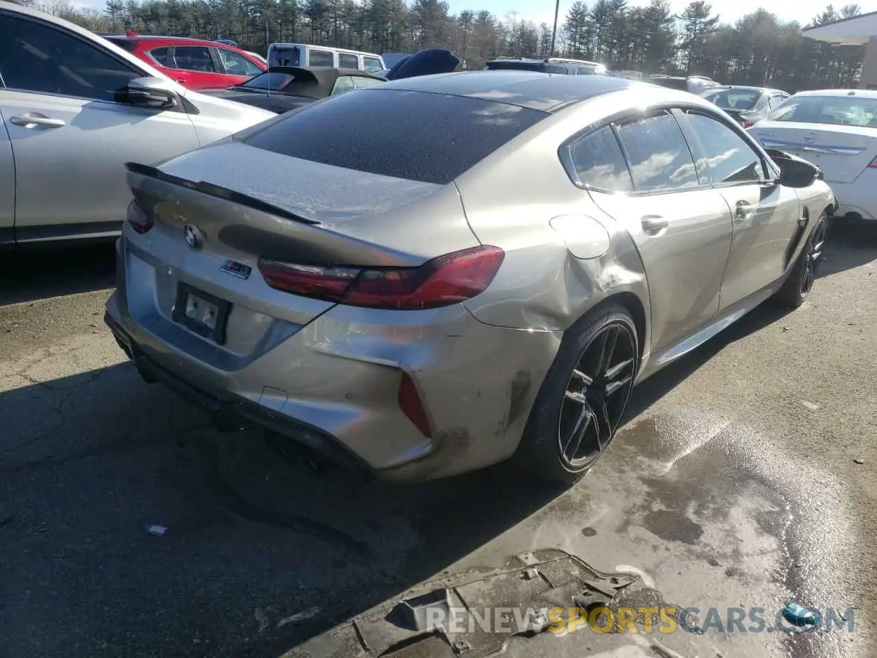 4 Photograph of a damaged car WBSGV0C02MCF63742 BMW M8 2021