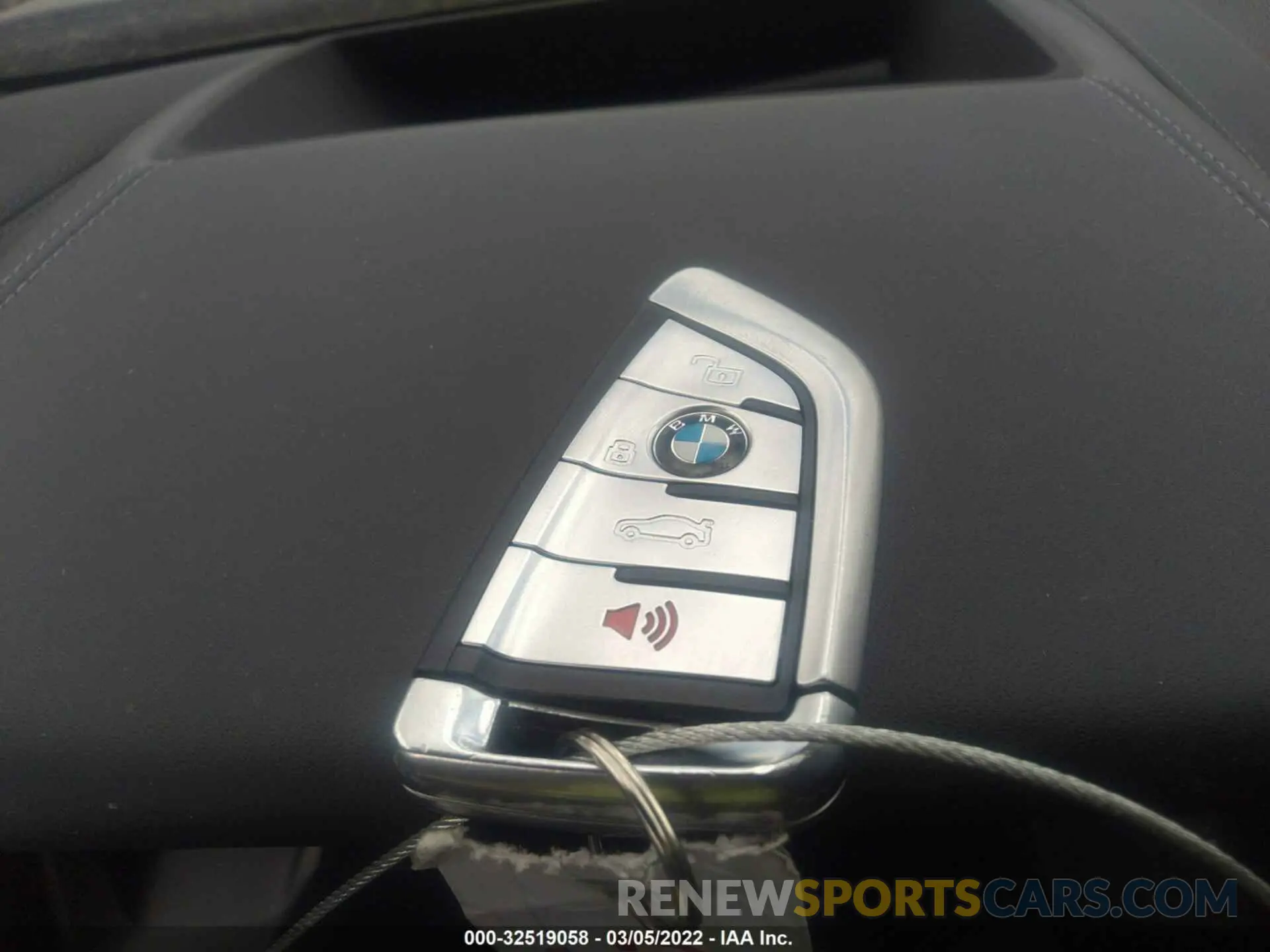 11 Photograph of a damaged car WBSGV0C03MCF13559 BMW M8 2021