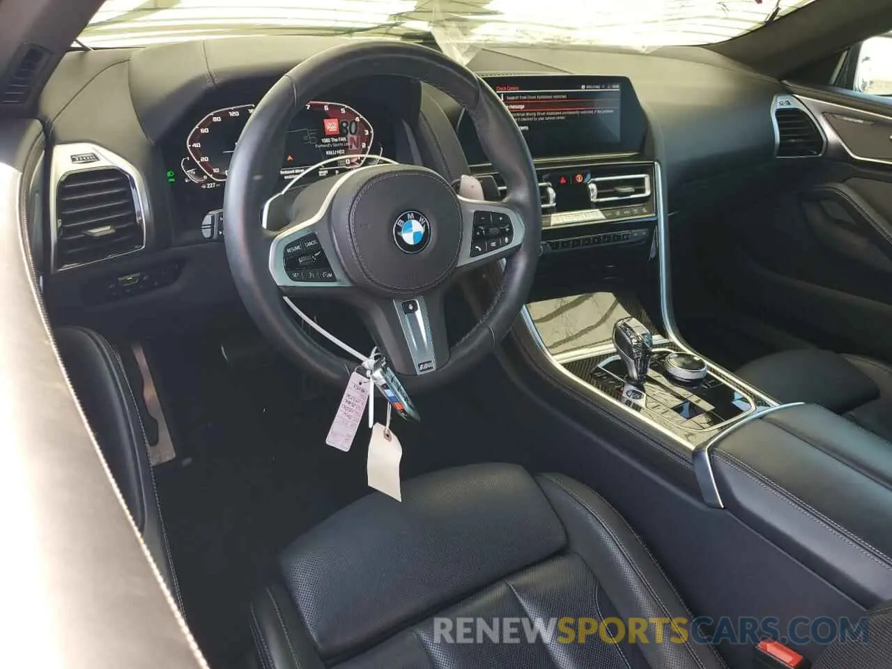8 Photograph of a damaged car WBABC4C02NCH97036 BMW M8 2022