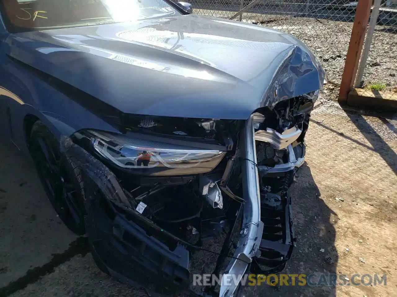 9 Photograph of a damaged car WBAFY4C06NCH91310 BMW M8 2022