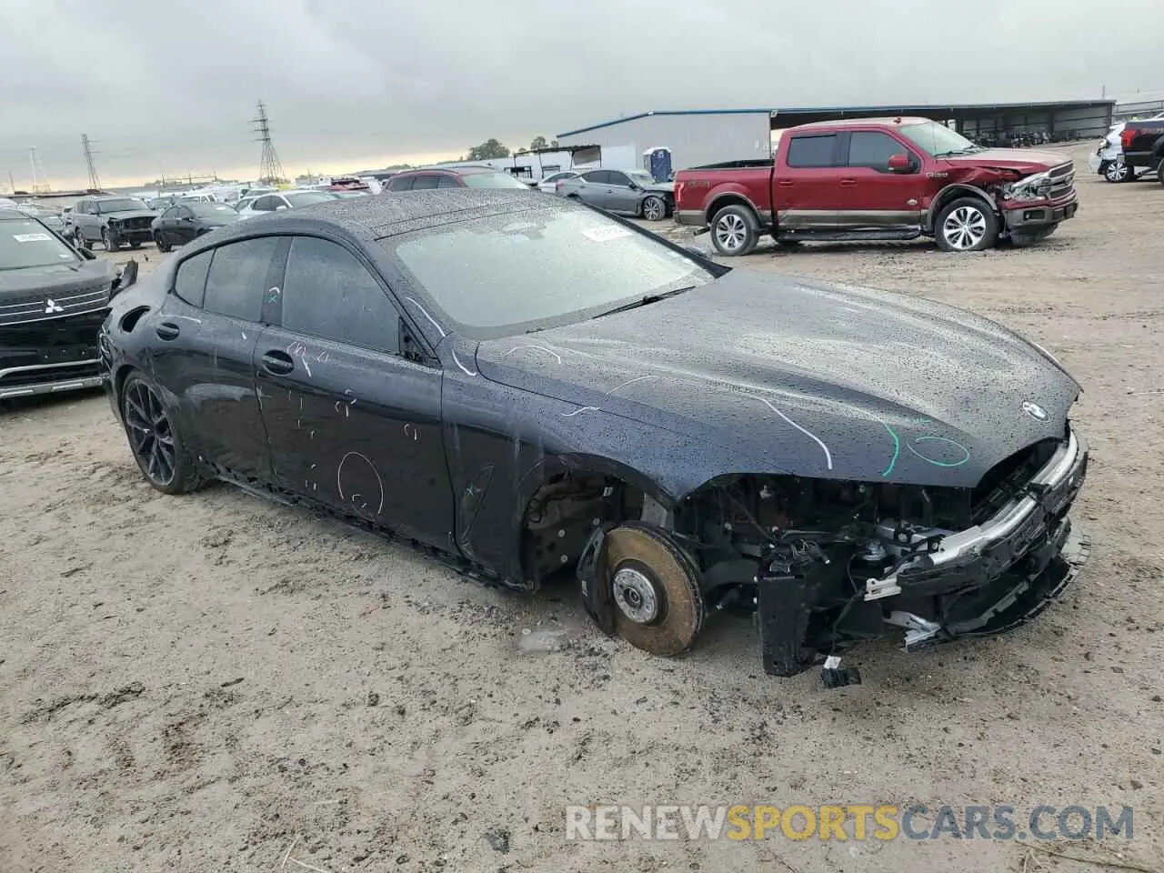 4 Photograph of a damaged car WBAGV8C02NCH18326 BMW M8 2022