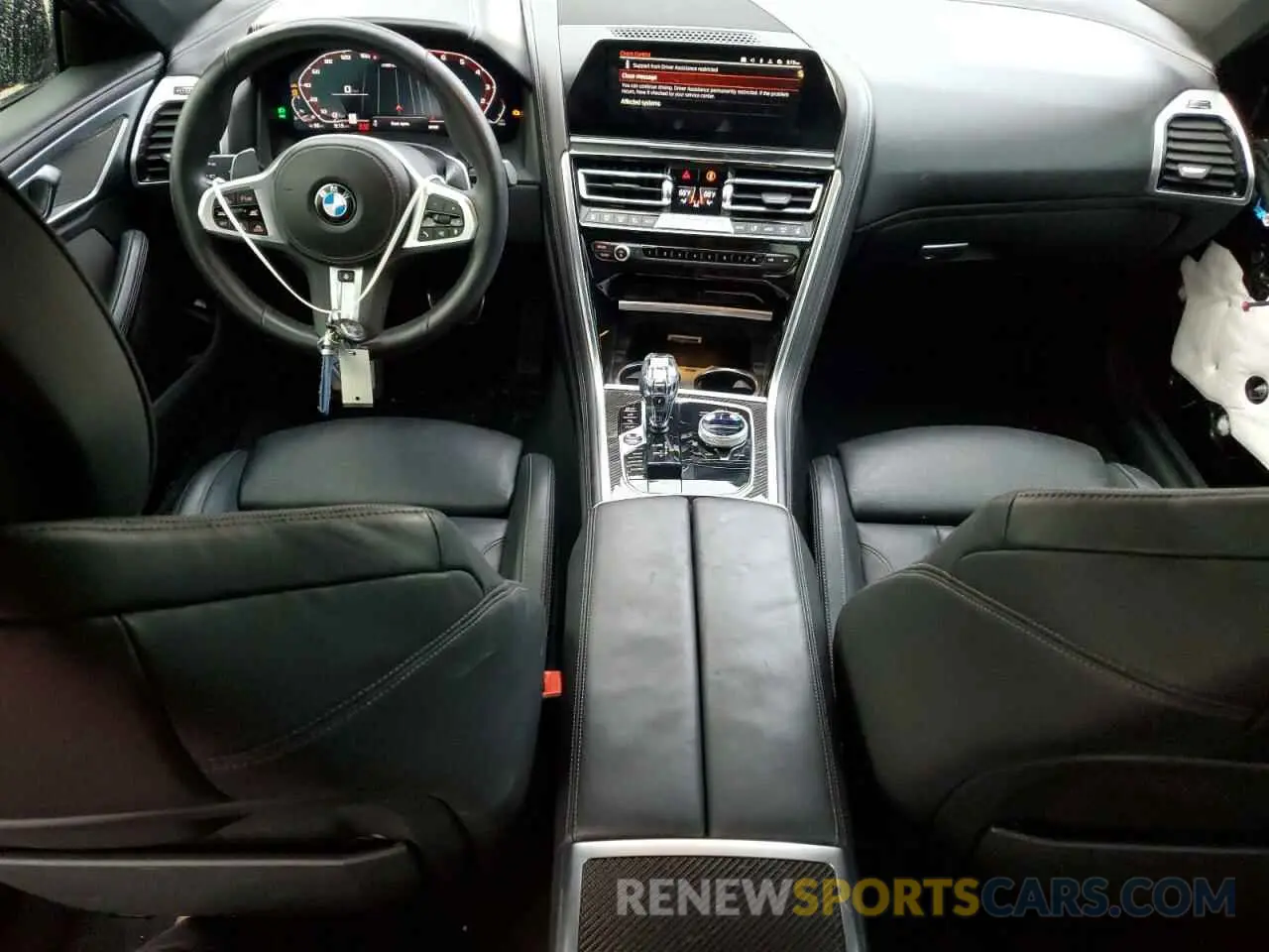 8 Photograph of a damaged car WBAGV8C02NCH18326 BMW M8 2022